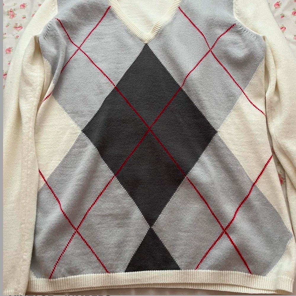 New York Company white argyle sweater